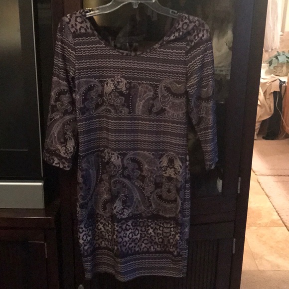 Dress - Picture 2 of 4